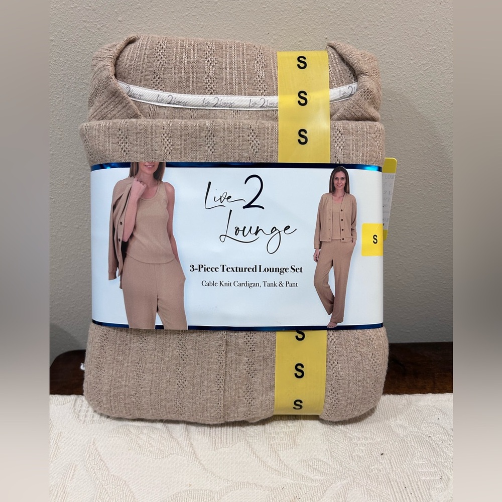 Live 2 Lounge Women's 3-Piece Textured Lounge Set - Tan, Small